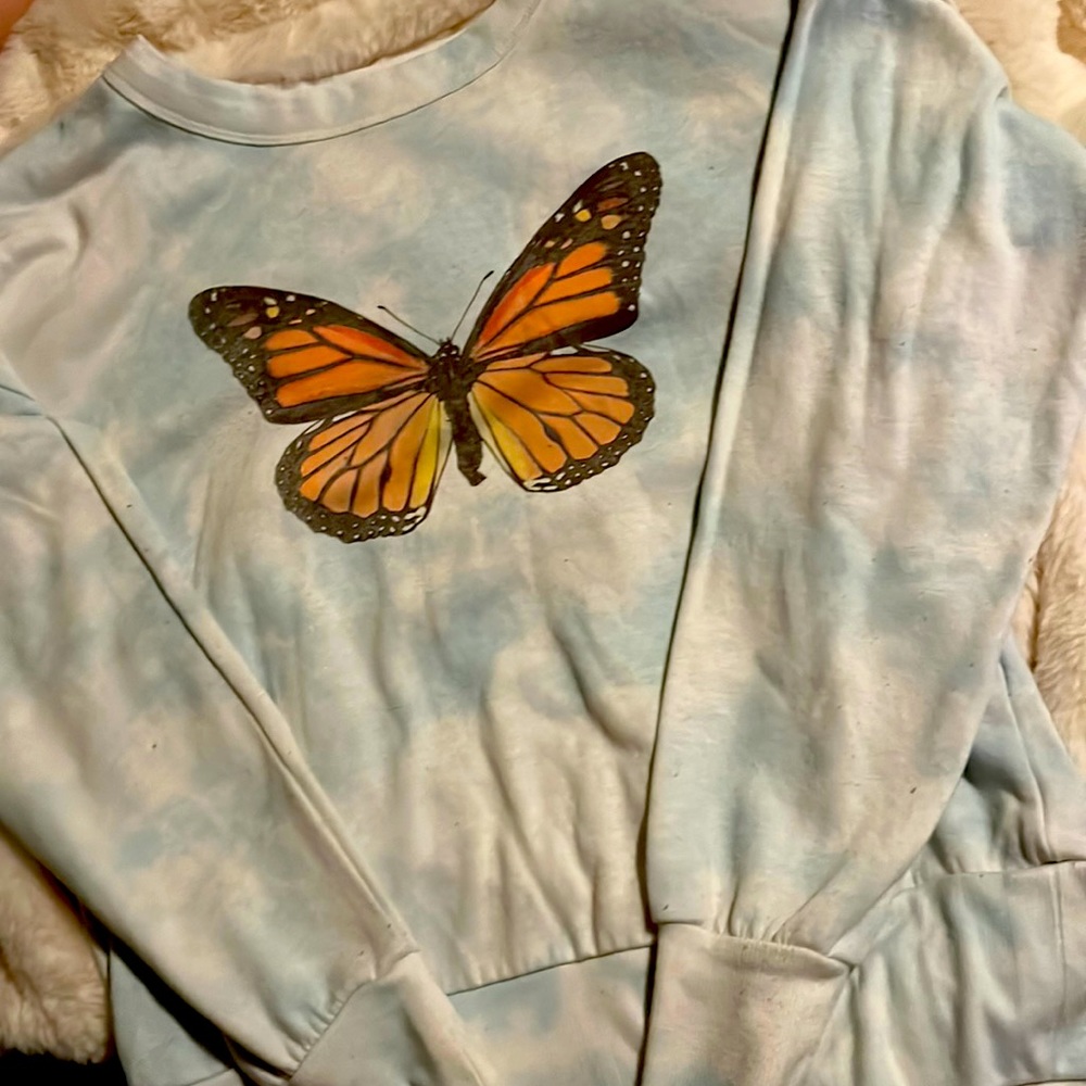 Butterfly Tie-Dye sweatshirt
